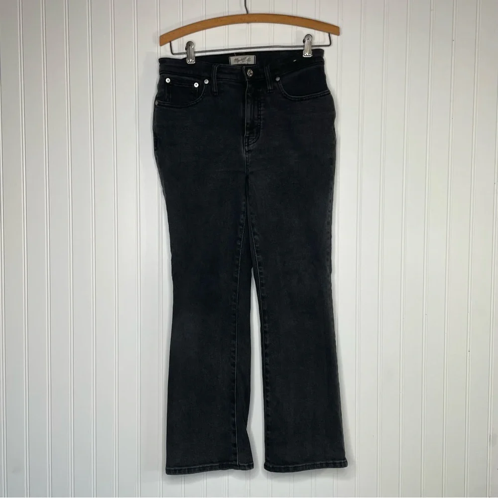 Madewell Mid Rise Kick Out Crop Jeans - Picture 2 of 8